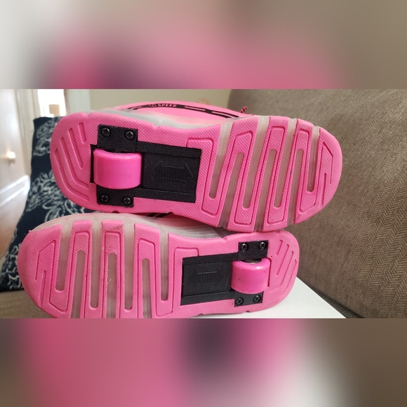 Kids roller sneakers size 1 🚨 - Picture 4 of 6